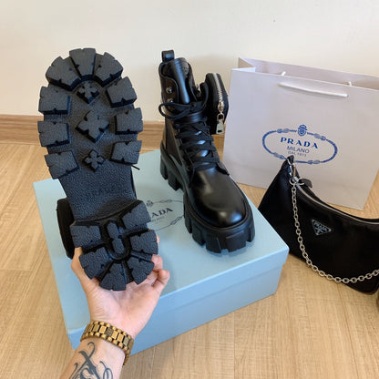 Women’s Chunky Martin Boots